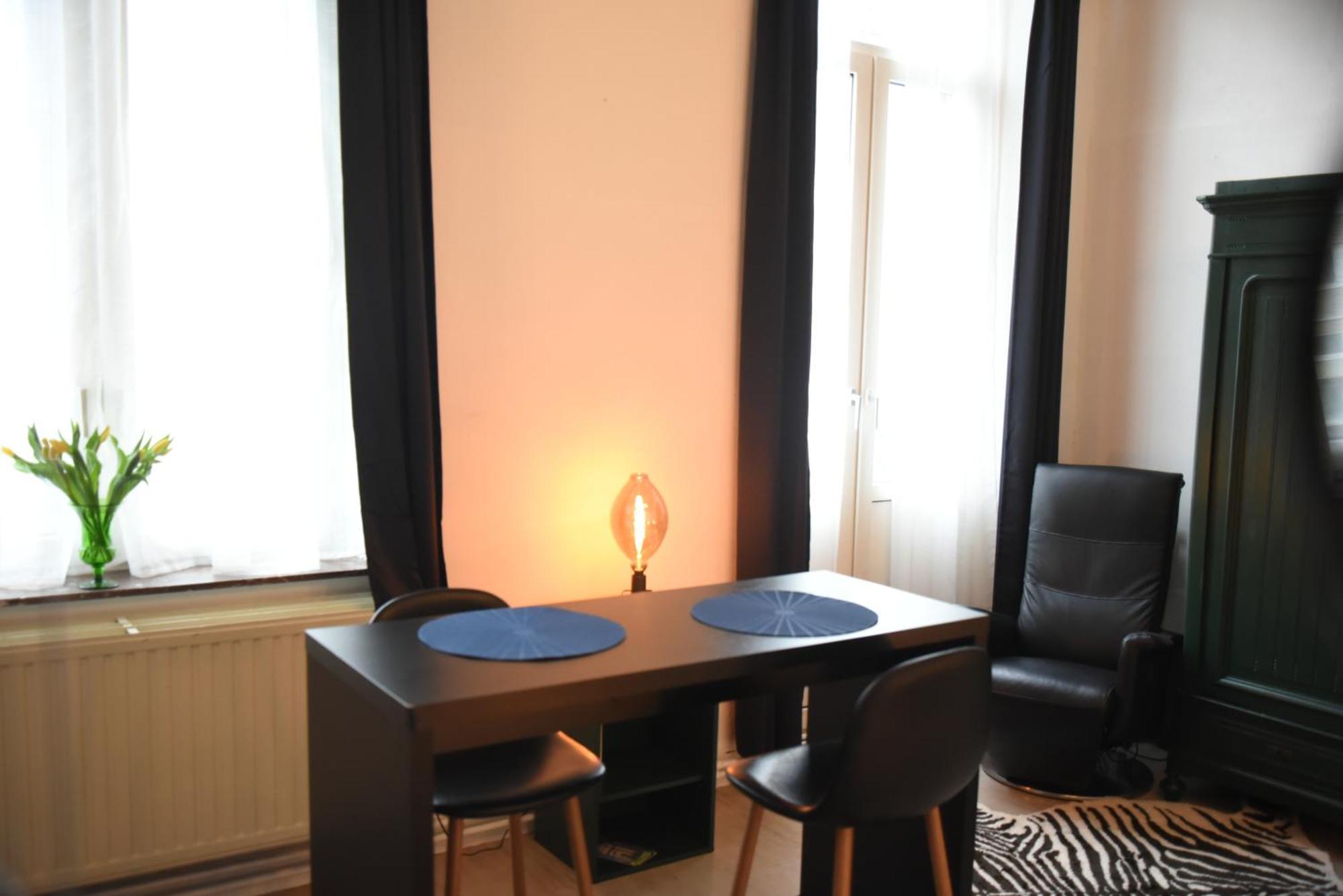 Le Piercot Hotell Liège Rum bild